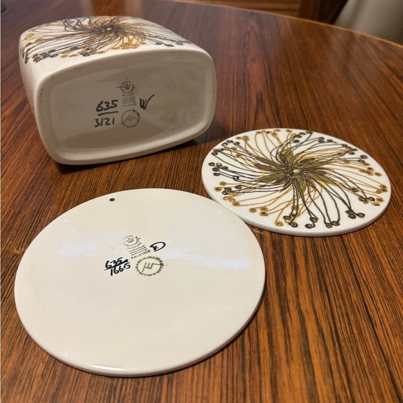 VTG Danish Royal Copenhagen Ellen Malmer vase and set of 4 “bread brick” plates - Picture 3 of 4